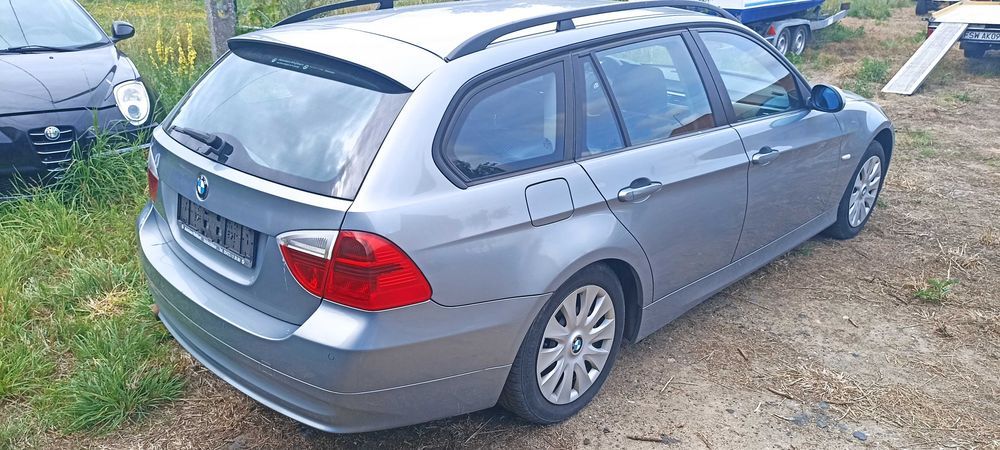 bmw 318 e91 , N46B20B 129 Km lak A34/7 samochód na części