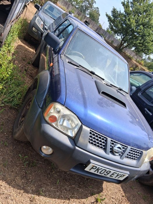 Nissan navara 2.5 d22 tampa preta 2009