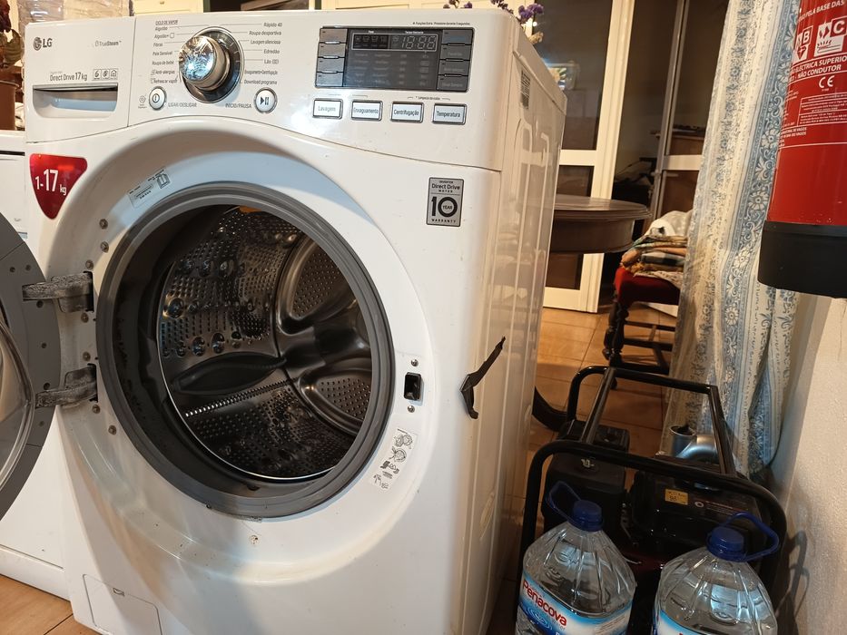 Vendo máquina de lavar roupa LG 17+1
