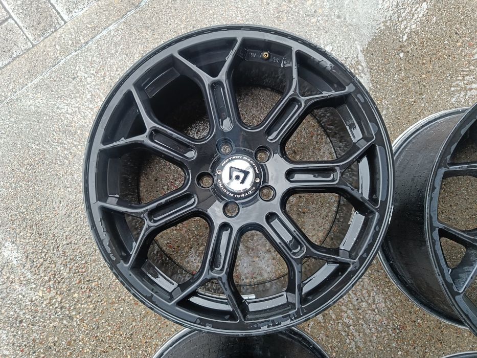 Felgi18 Motegi Racing 5*114,3 Honda Mustang Mazda kpl