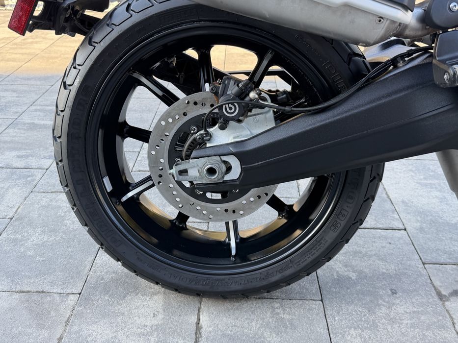 Ducati scrambler 1100 2022