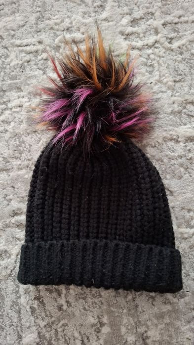 Czarna czapka primark