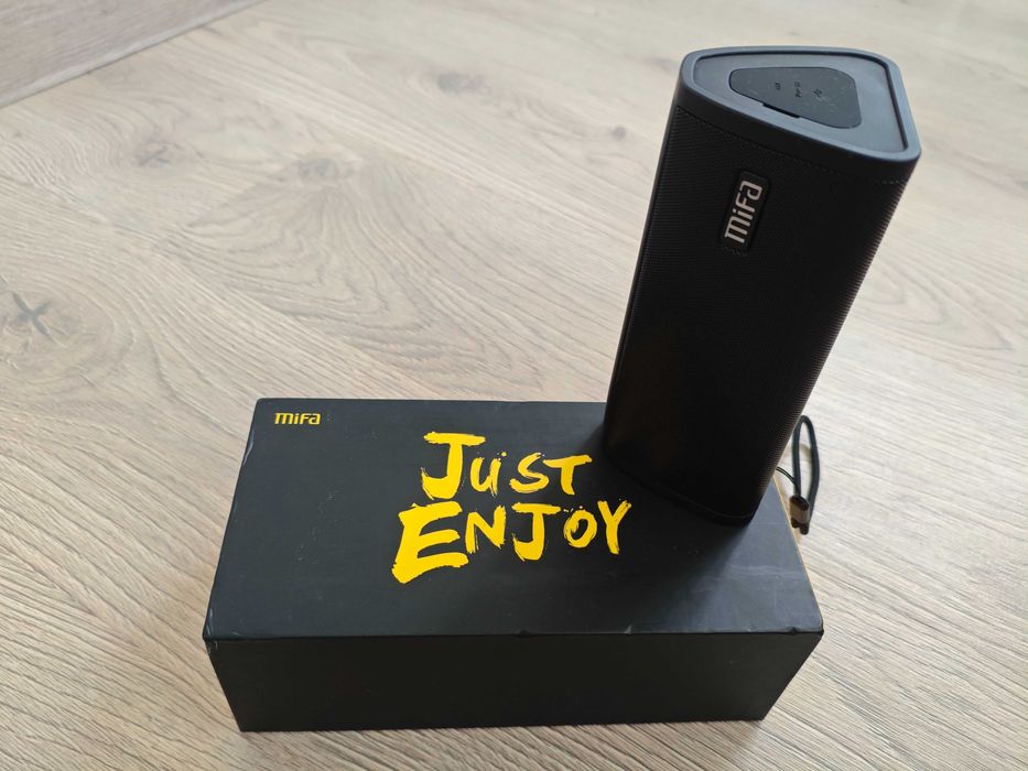Безпровідна колонка MIFA A10 Black