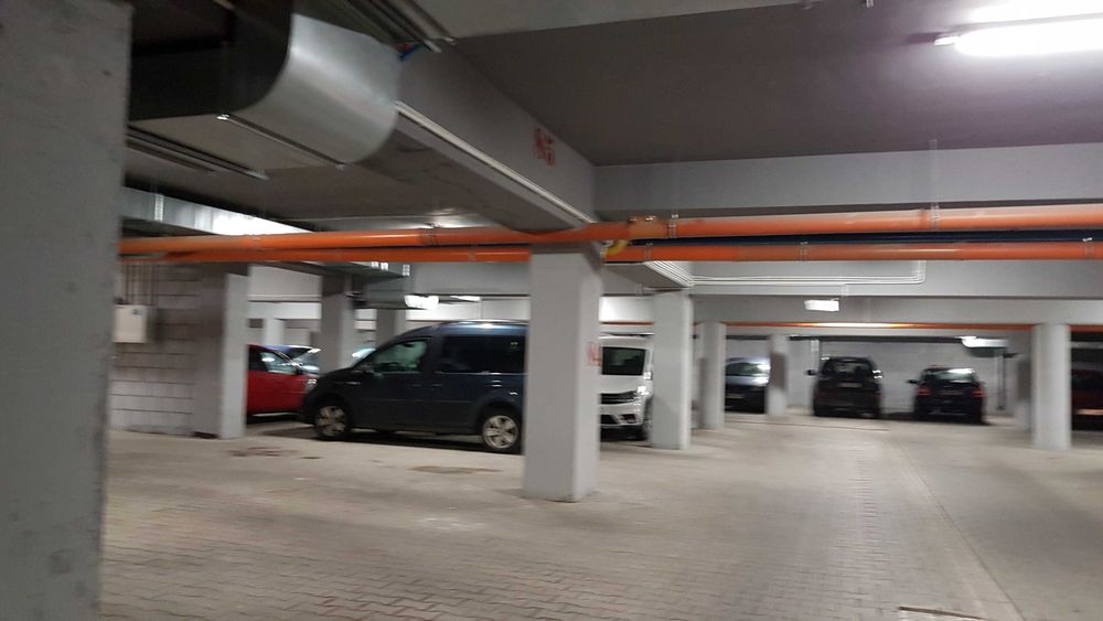 Garaż, Miejsce postojowe w hali garażowej, Daszyńskiego