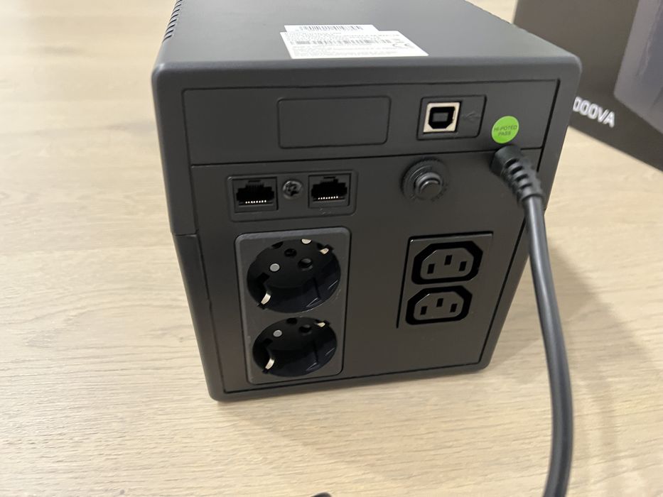 Перетворювач UPS Інвертор «ЧИСТИЙ СИНУС» 700w