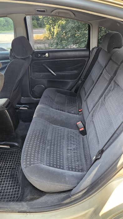 Volkswagen Passat 2001 VIN WVWZZZ3BZ1P064096 фото оголошення 5 з 8