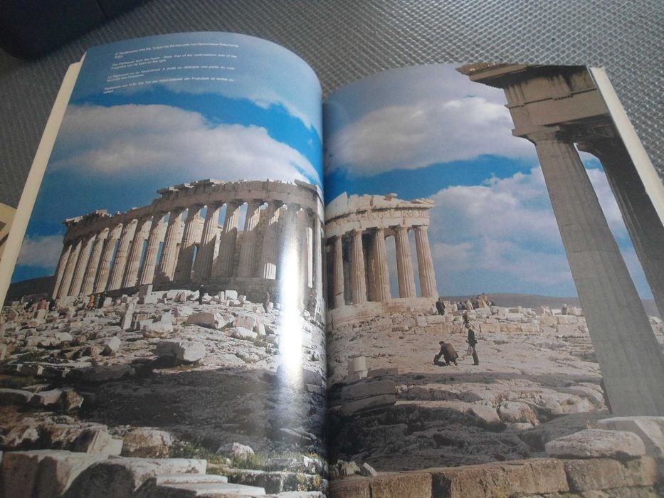 The Atenian Acropolis por Helen Frantzi