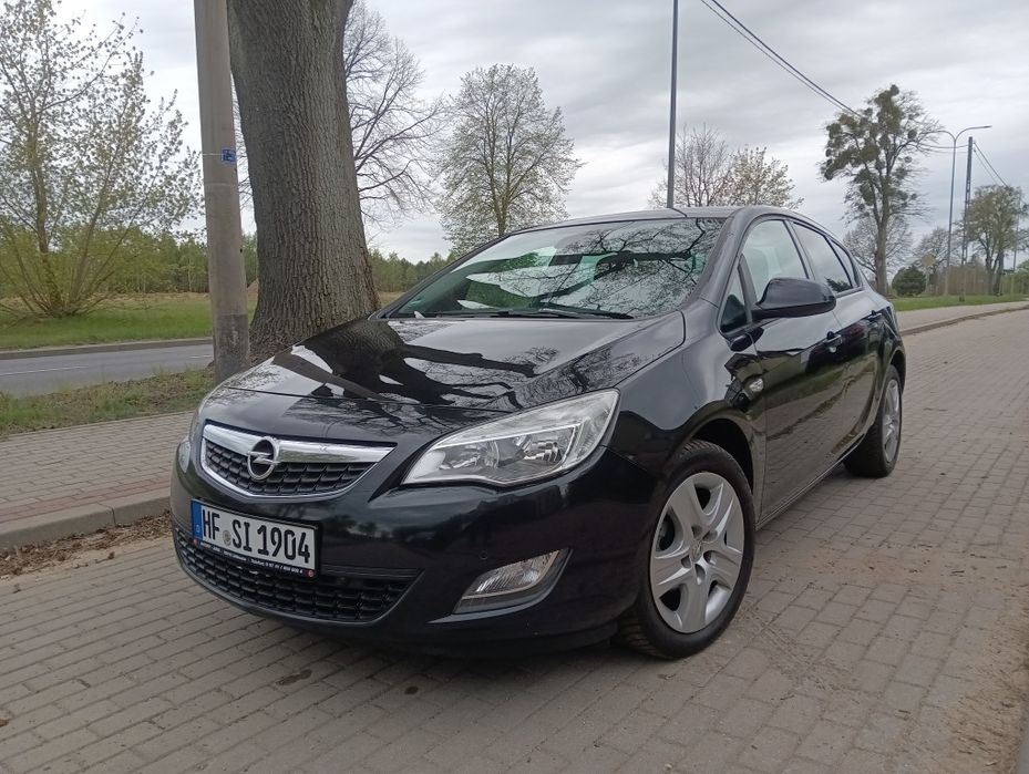 Opel Astra J Model 2012 1.4 T