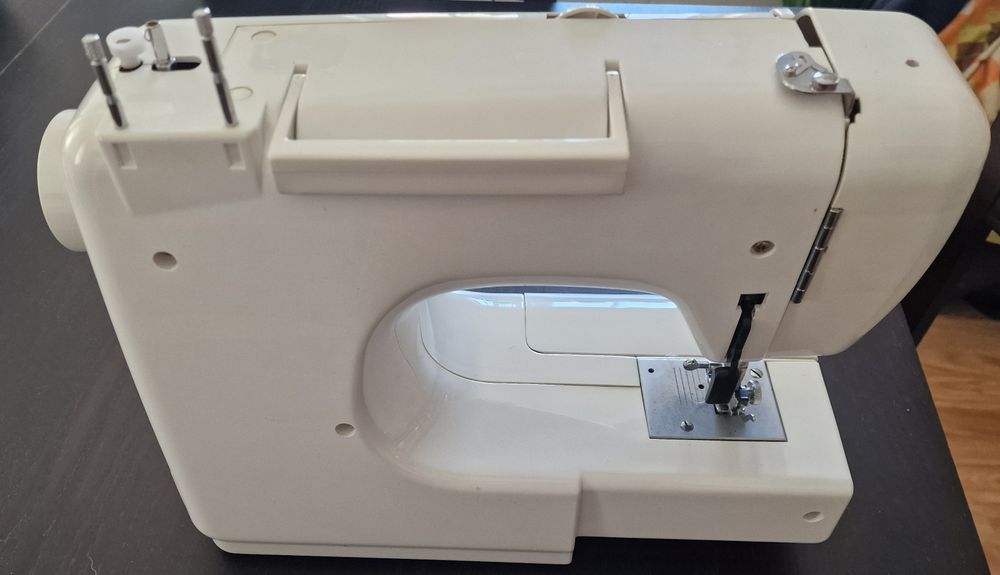 Maquina de costura