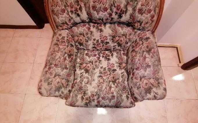 Poltrona em bom estado