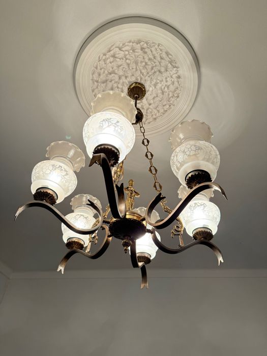 Candeeiro antigo grande