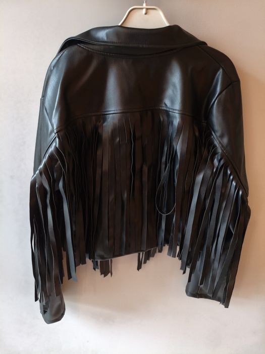 Sprzedam kurtkę z frędzlami