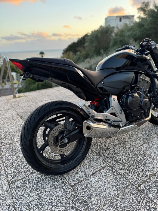 Honda Hornet CB600F All Black (2011) - Estado Irrepreensível