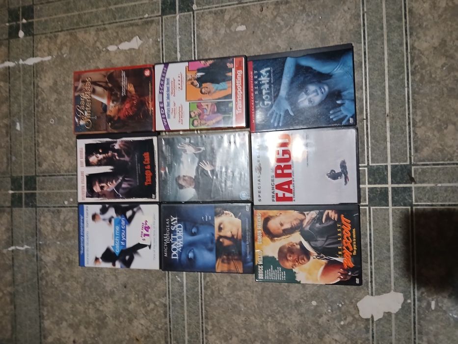 Płyty cd plus video,filmy muzyka edukacja ponad 40 sztuk.