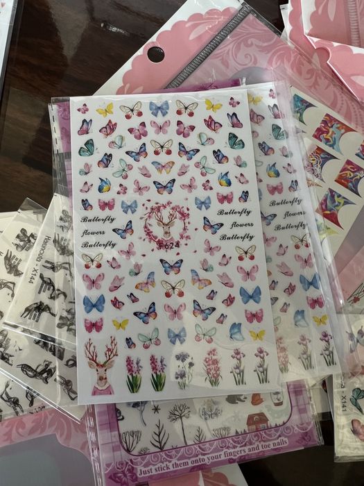 Наклейки для ногтей 46шт