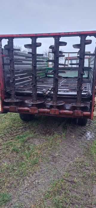 Sprzedam Rozrzutnik  Tandem10 ton Oraz dwuosiowy 4 tony