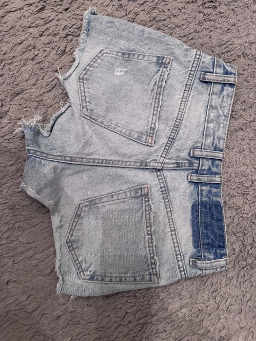 Krótkie spodenki Pull and Bear dżinsowe damskie roz.32