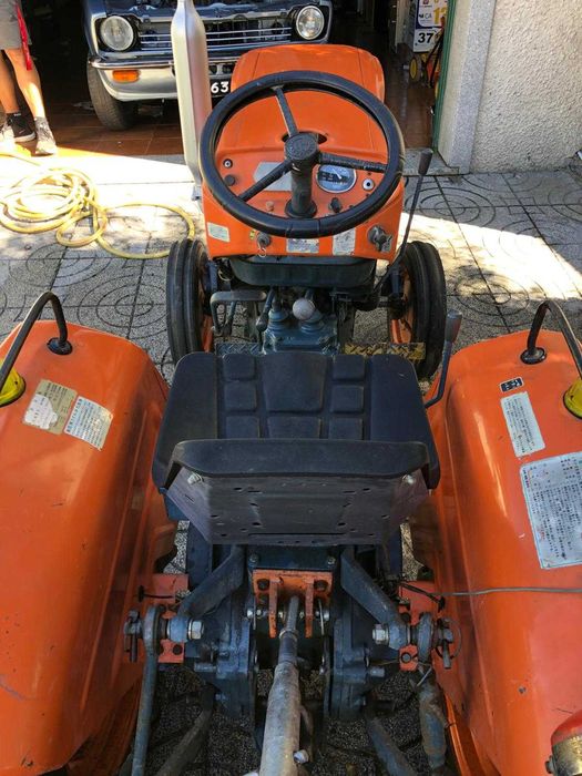 Vendo Trator Kubota L1500 - BOM estado