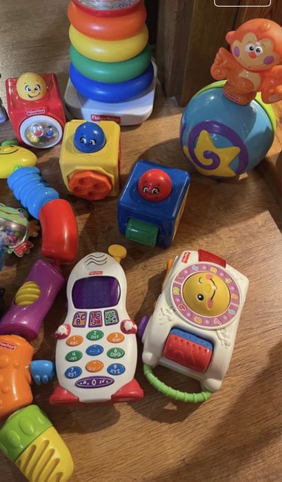 Zestaw zabawek Fisher Price i inne