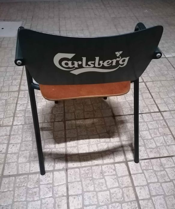 Vendo cadeiras Carlsberg