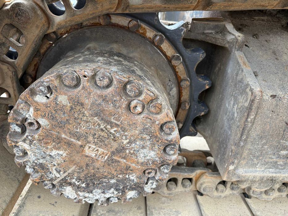 Koparka gąsienicowa Komatsu PC 210 LC-8 9900 mtg 189000 netto PC210