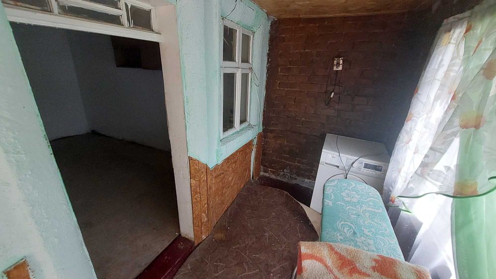 продається будинок