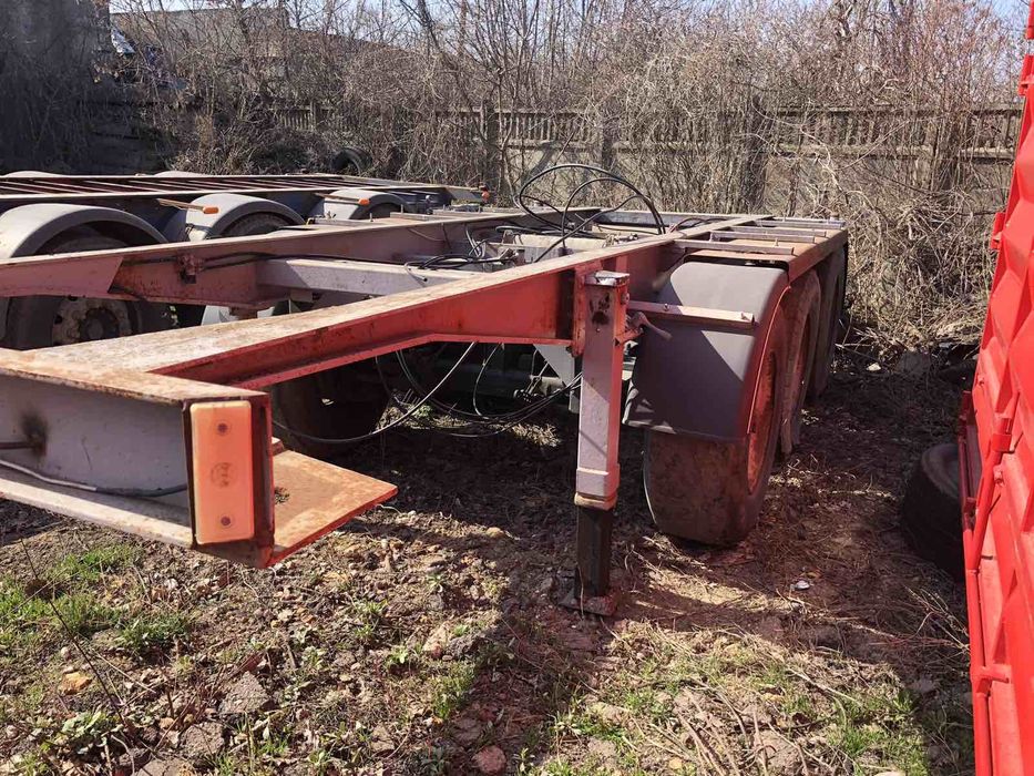 Обмен на морские контэйнера,Полуприцеп,коротыш, 20 футовые контэйнера)