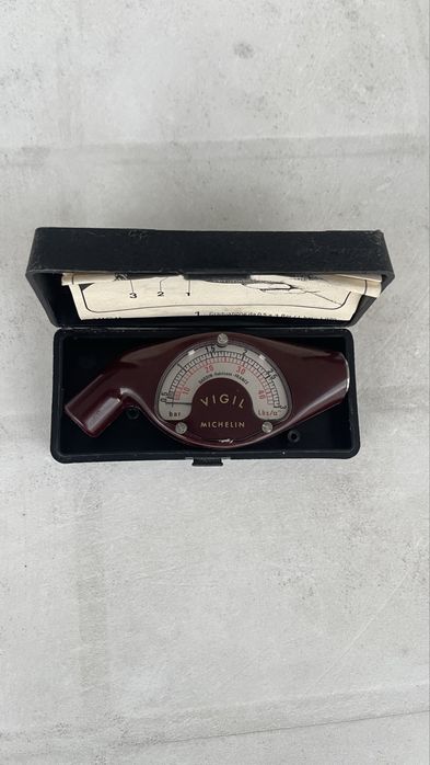 Medidor de pressão MICHELIN V.I.G.I.L - Vintage, Novo e Original