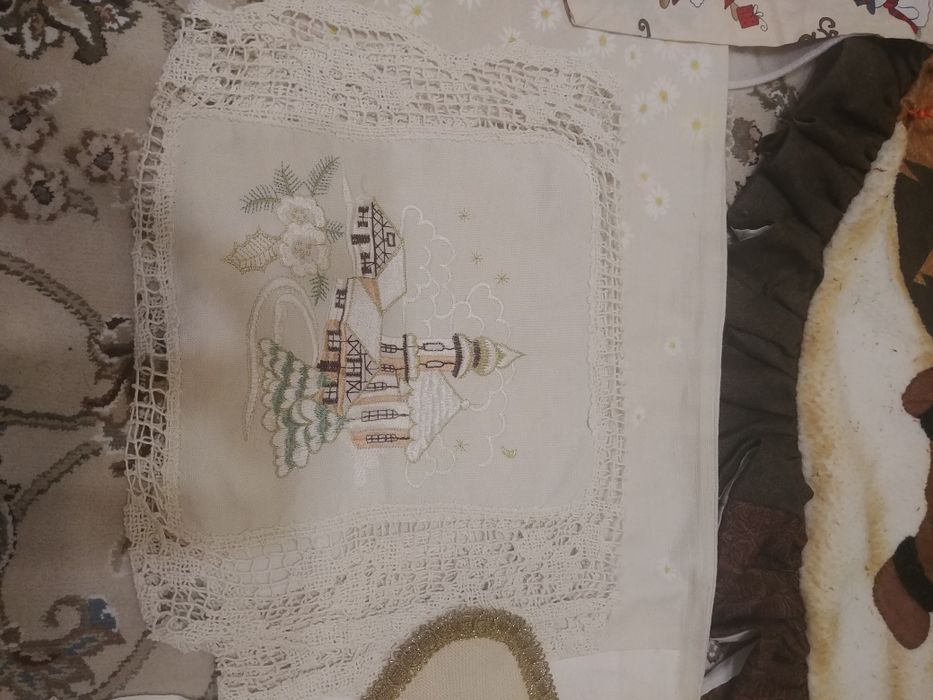 Лот Різдво під ялинку килимок чобіток салфетки фартух вишита картина