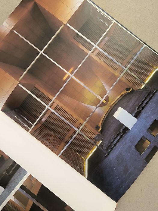 Миллениум и Paris книги по архитектуре и дизайну