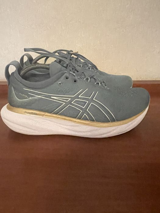 Asics Gel -Nimbus , розмір 41,5