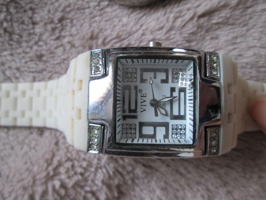 Relogios em bom estado