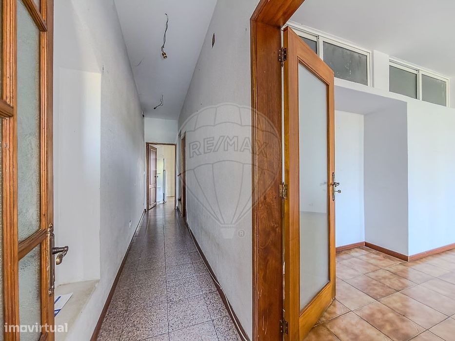 Moradia T4 para venda