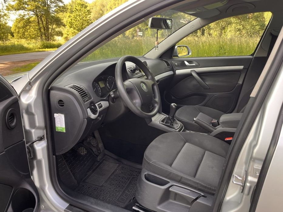 Продам Skoda Octavia A5 1.6 MPI