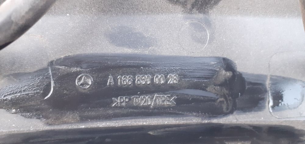 Жабо, дождевик, решетка стеклооч., водосток Мерседес Mercedes