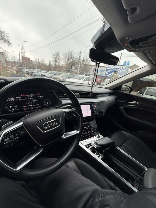 Audi E-Tron 2019 71kw