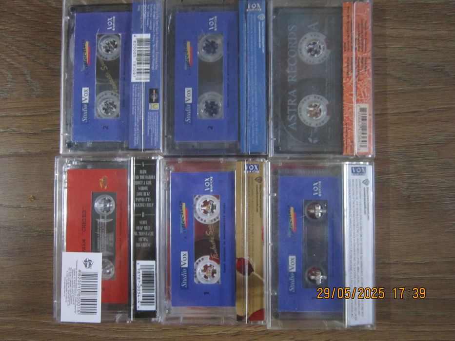 аудіокасети з записом гурту Nirvana