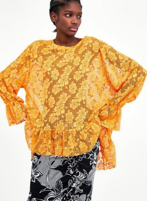 Мереживна блузка з рюшами zara trafaluc.