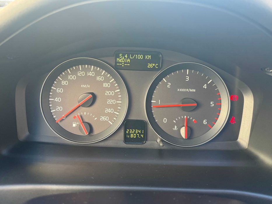 Volvo V50 - 1.6 115 cv - IMPECAVEL