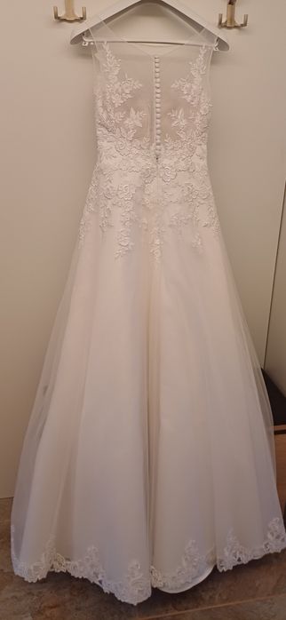 Biała suknia ślubna koronka S/36, dł. 155cm, warstwy 4