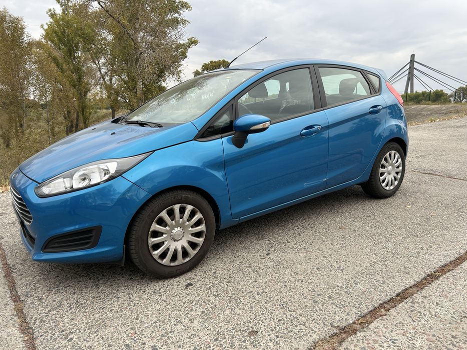 продаж Ford fiesta