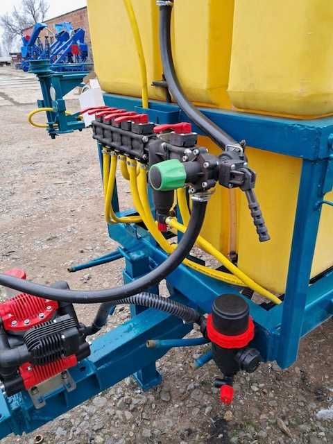 Оприскува ОП-2000