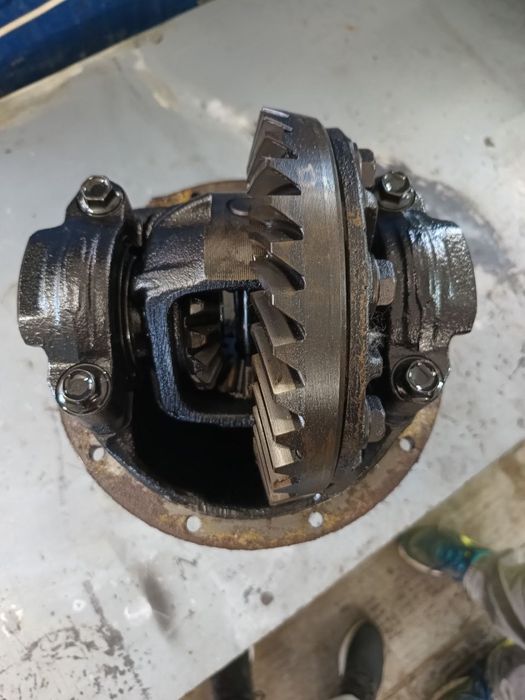 Редуктор Nissan Laurel C31