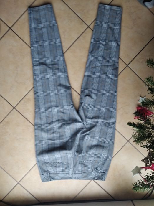 Spodnie w kratkę Esmara szare r.38