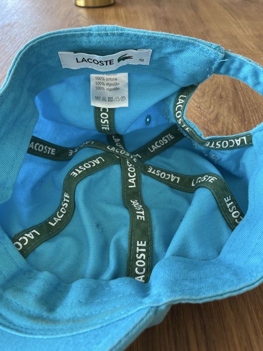 Boné Lacoste azul turquesa