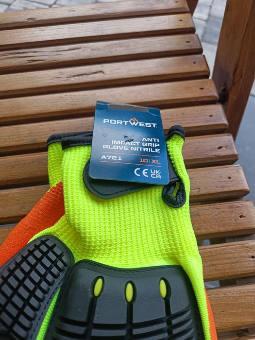 Rękawiczki techniczne antyderzeniowe