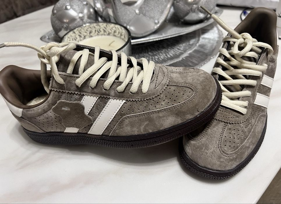 Modne buty  Skórzane kolor Fango 37