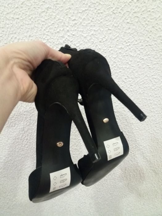 Nowe szpilki sandały r.40 seastar