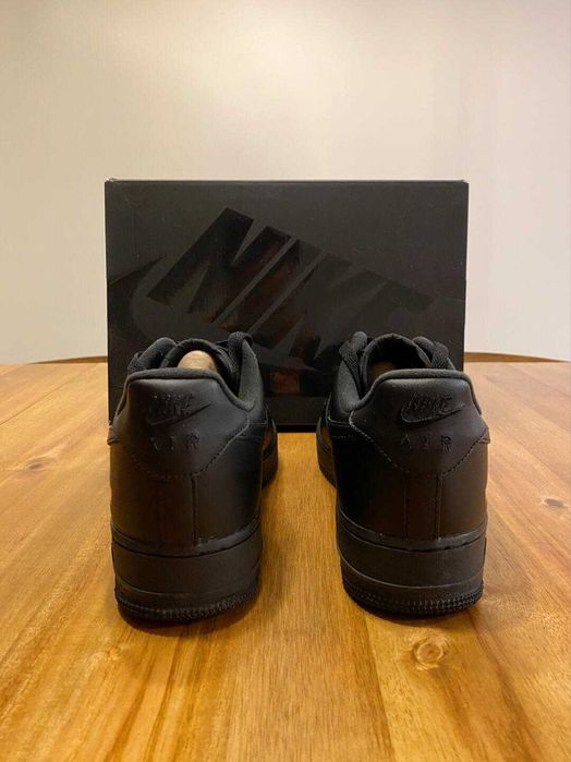 Nike Air Force 1 Low Supreme Black R.43