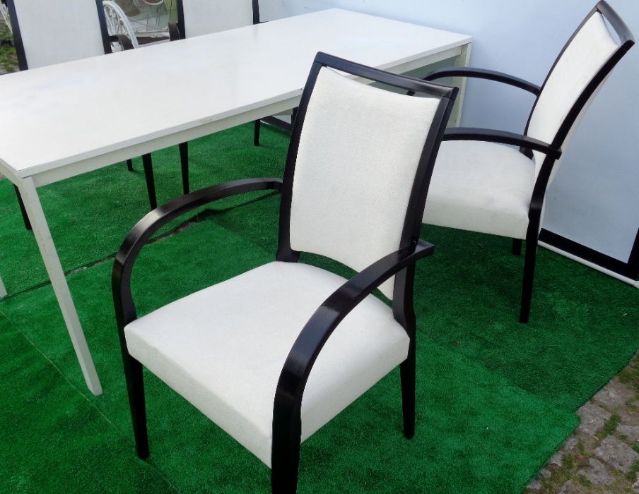 Cadeiras madeira com braços - Estofadas